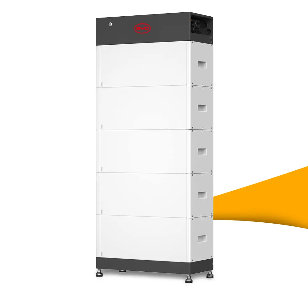 BYD HVS+ 12.8 thuisbatterij voor PV kopen bij solago.nl, energieopslag voor zonnepanelen op witte achtergrond met oranje podium productfoto