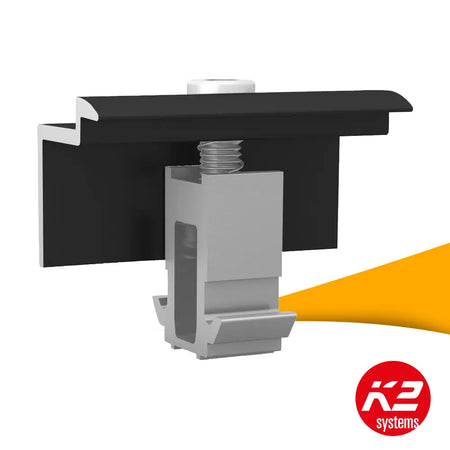 K2 DomeClamp endklem 30–50 mm zwart 2002610 kopen bij solago.nl, klem voor montagerails op witte achtergrond met oranje podium productfoto