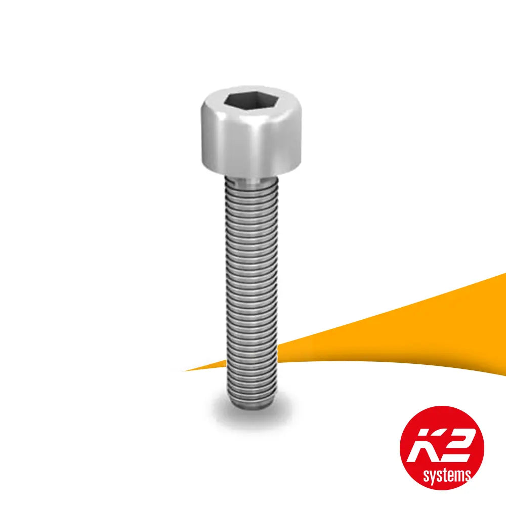 K2 cilinderkopbout M8x20 met onderkopvertanding kopen bij solago.nl, montageschroef op witte achtergrond met oranje podium productfoto