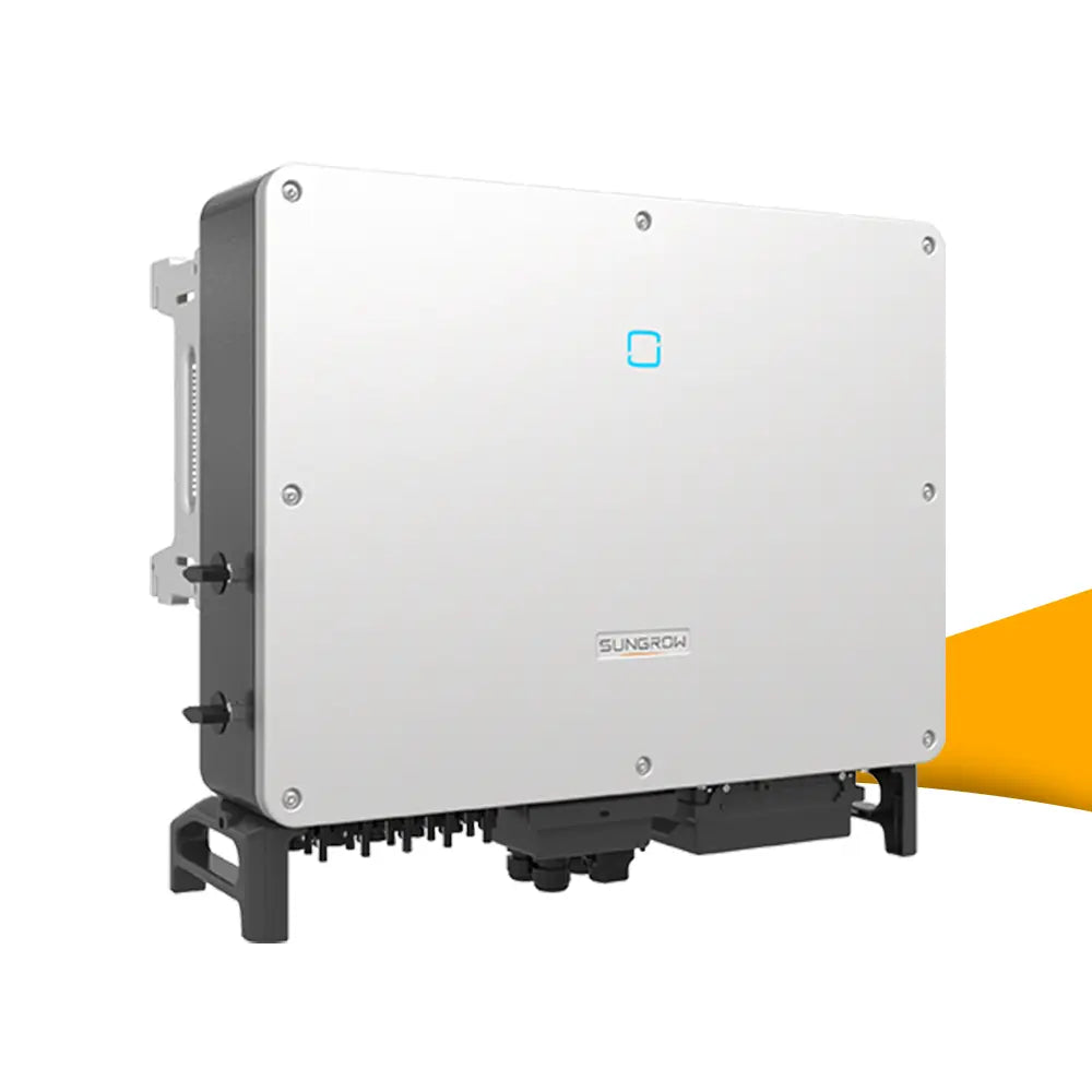 Sungrow SG40CX-P2 V12 stringomvormer voor zonnepanelen, krachtige omvormer voor commerciële PV-installaties met hoog rendement, kopen bij solago.nl, op witte achtergrond met oranje podium