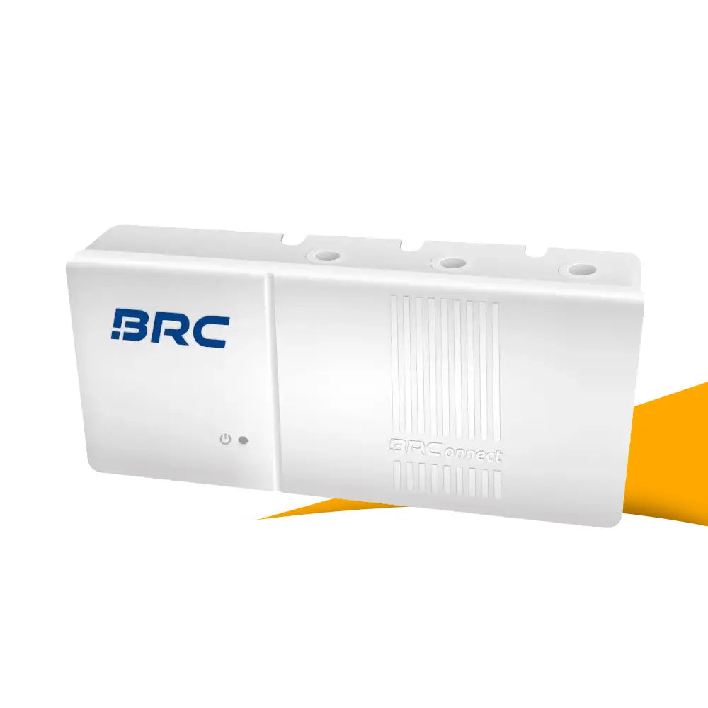 BRC Connect Gateway voor energiebeheer kopen bij solago.nl – compact apparaat op wit met oranje podium